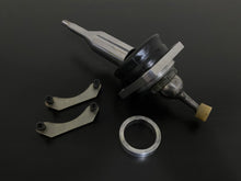 Load image into Gallery viewer, Genuine C&#39;s Comrade Short Throw Shifter for S15 SR20DET 6-Speed Used
