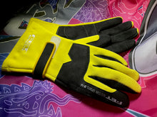 Load image into Gallery viewer, FET 3D Racing Gloves - LG - Yellow / Black - New
